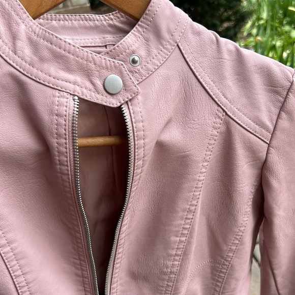 BACCINI pink vegan leather jacket in women’s petite small, excellent condition - Picture 12 of 13